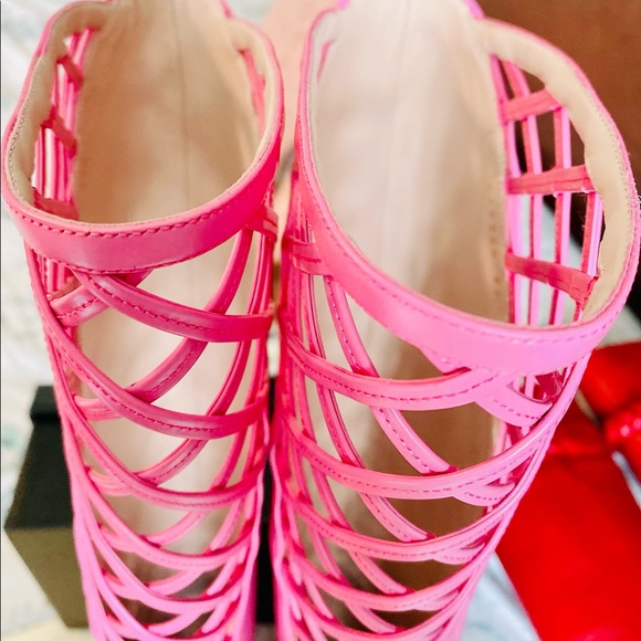 Gucci Boots. New without Tags. Comes with box, and dust bag. - Picture 4 of 6